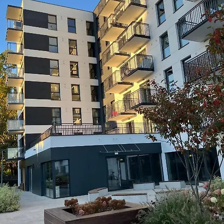 Comfy Guest * Varsó