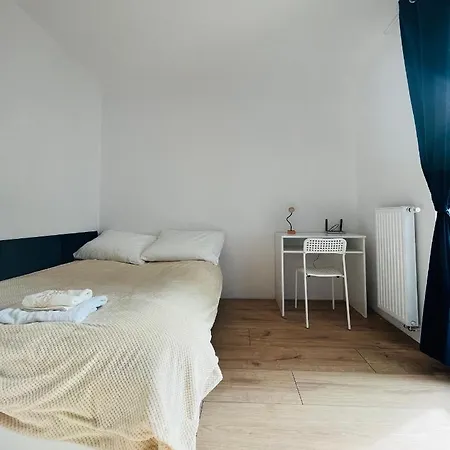 Comfy Guest Гостевой дом *