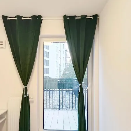 Comfy Guest בית הארחה *
